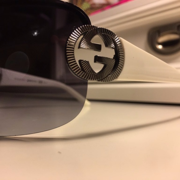Gucci Sunglasses GG 2890/S- White/Silver main image 4